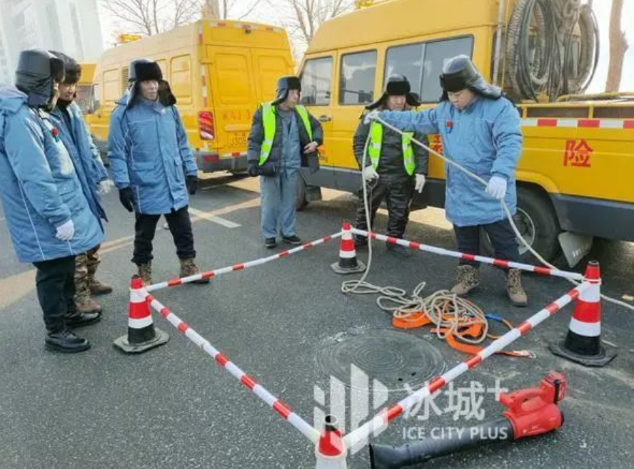 护航亚冬会 水务人在行动——媒体聚焦yl6809永利皇宫职工春节期间坚守岗位做好守“水”人