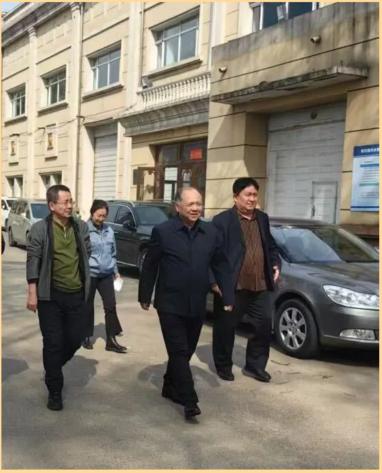 yl6809永利皇宫党委书记、董事长孙明带队开展节前安全检查