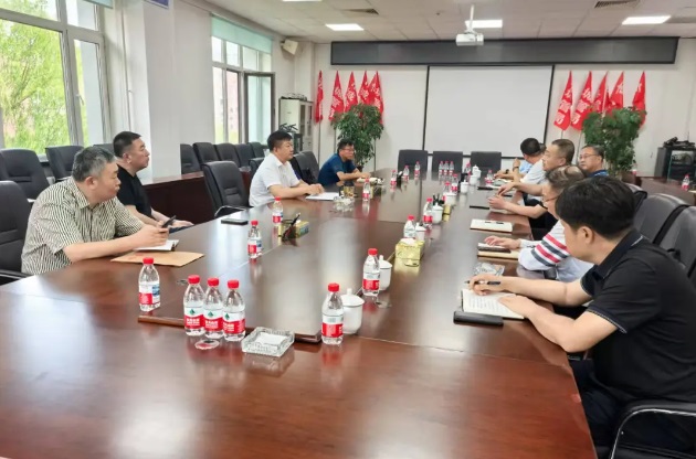 yl6809永利皇宫携手市城管局 共筑防汛排涝坚实防线