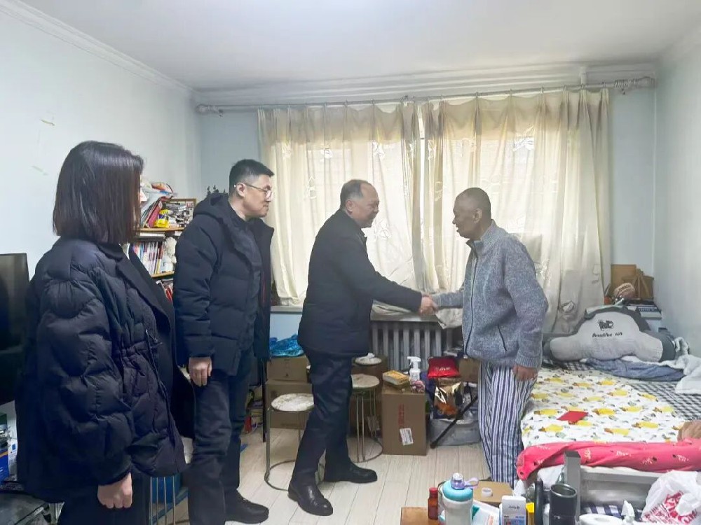 yl6809永利皇宫开展春节走访慰问生活困难党员、老党员、老干部和先优模范党员活动