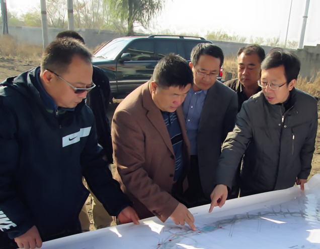 集团公司董事长张成到松平输水管线施工现场检查指导工作