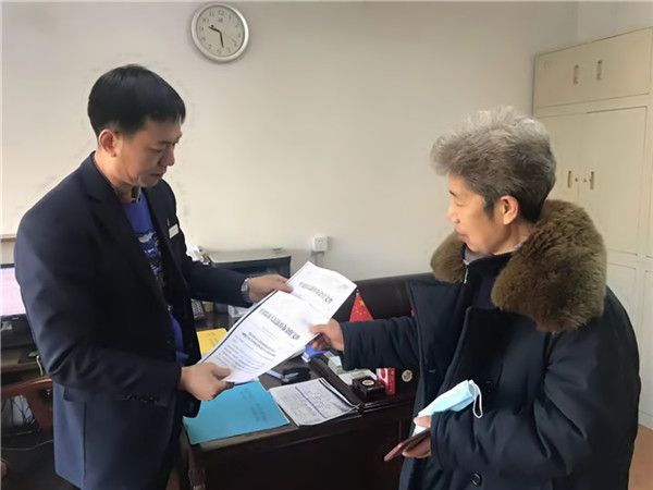 南岗营业分公司耐心解答供水收费标准 消除用户疑虑