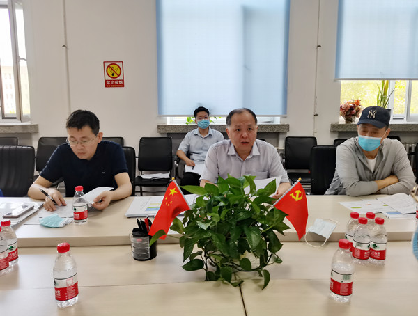 集团公司董事长孙明一行到水资源科技研发中心调研