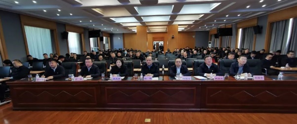 学习全国两会精神 凝聚奋进前行力量